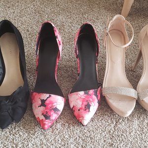 Unique asymmetrical heels size 6.5